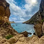 Sun Sea Living Gozo Apartment *